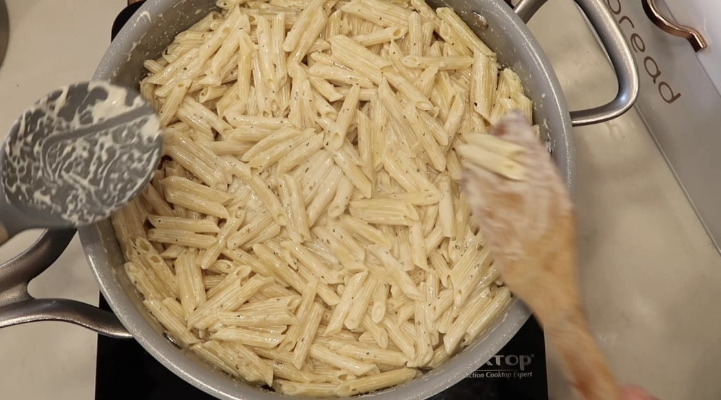 Garlic Cream Sauce - Pressure Luck Cooking